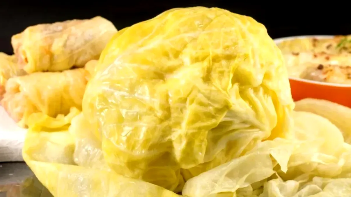 De ce se înmoaie varza murată. Ce poți face ca să o salvezi înainte să se strice complet