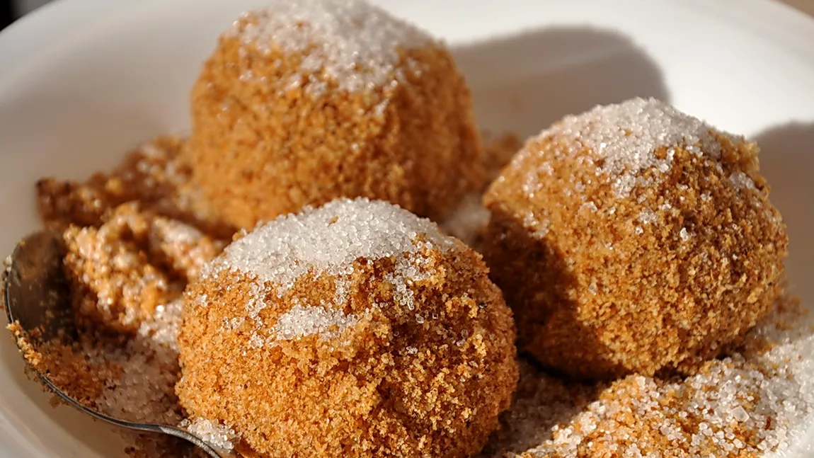 Rețetă de găluște cu pere. Un desert de toamnă delicios și ușor de preparat, cu un gust absolut divin