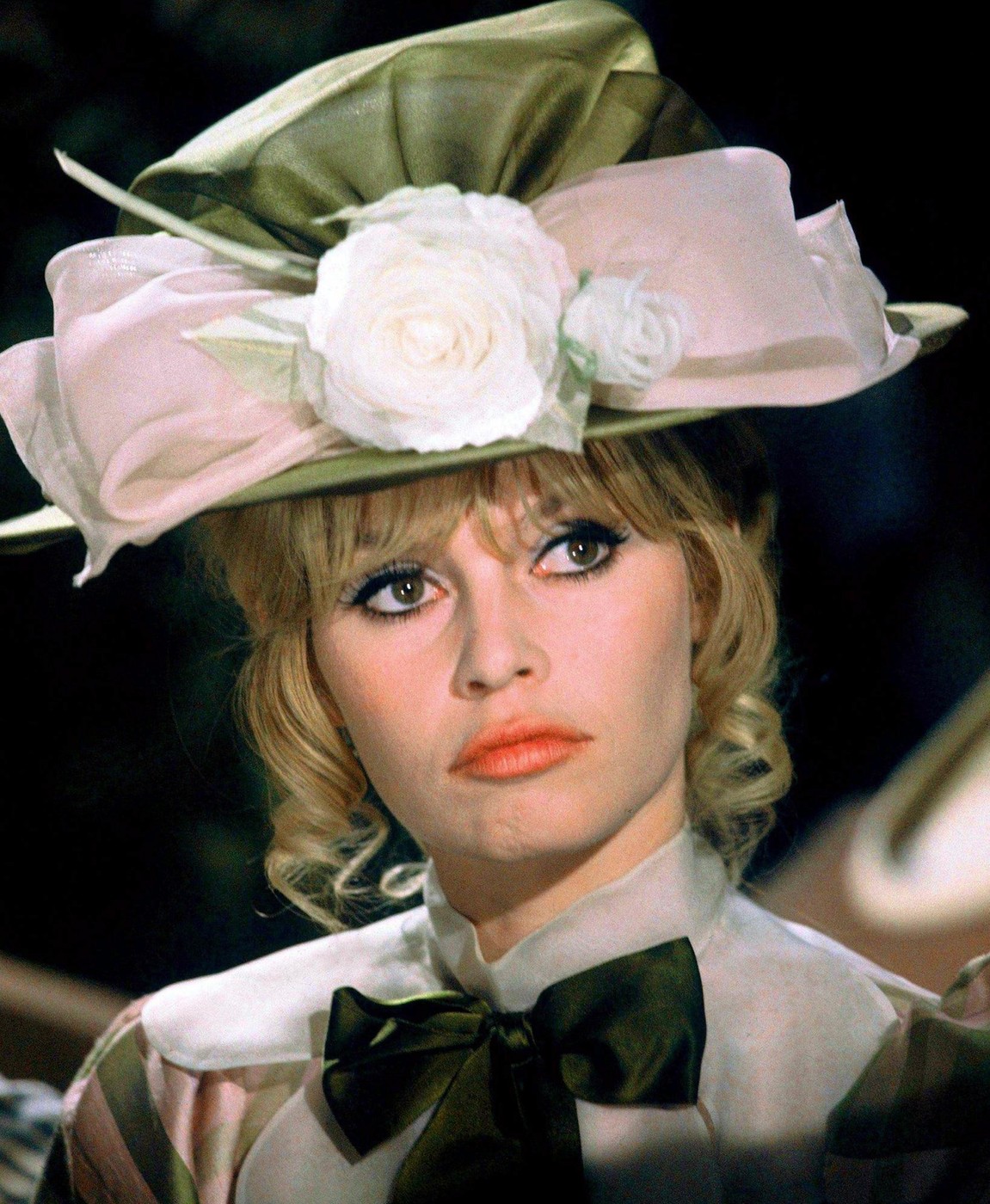 Brigitte Bardot, internată în spital de trei săptămâni. Celebra actriță a fost supusă unei intervenții chirurgicale din cauza unei afecțiuni grave