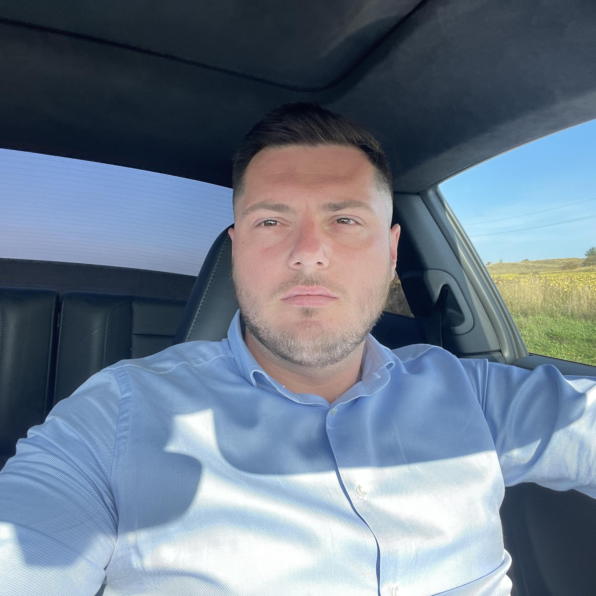 Tragedie în PSD! Un tânăr politician a fost descoperit fără viață, în propria locuință, de către soția sa