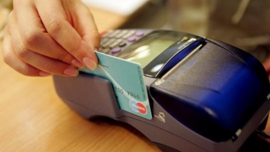 Țara în care statul îi ajută financiar pe angajații cu venituri mici. Numeroși români lucrează acolo