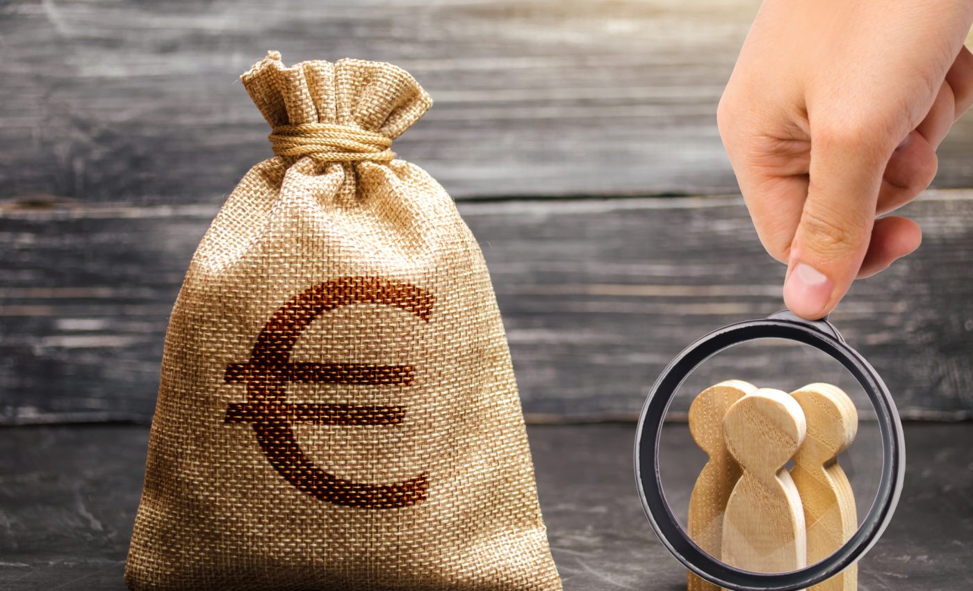 Trei zodii atrag prosperitatea și norocul financiar în noiembrie 2025. Faci parte dintre ele?