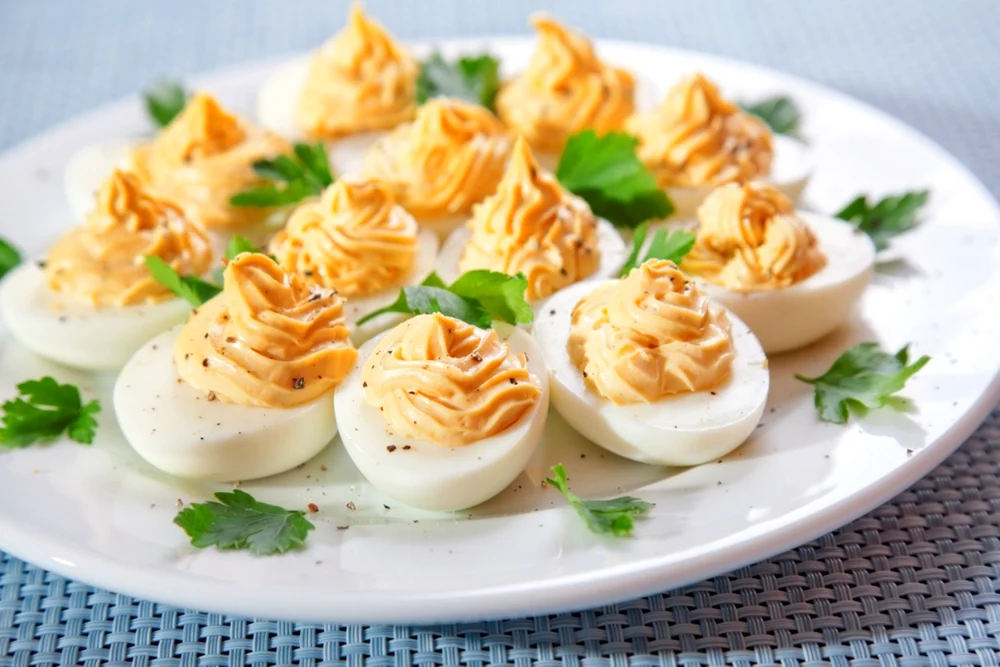 Cum prepari ouăle umplute de Crăciun. Secretul culinar străvechi