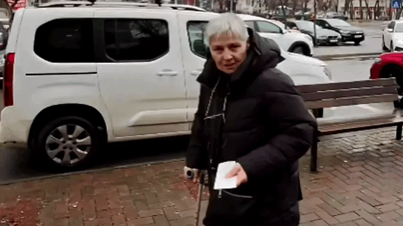 Disperare și furie! Reacția unei pensionare când a văzut impozitul de 700 de lei la casă