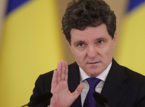 NDQwJmhhc2g9NmRkNmJjNGY1ZWVhYTMyMjYyYjFlYWY0MTIzMjZlY2U=.thumb