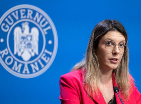 NDcwNmM4MmUxZGY2ZDNjN2RlOTc0MTEwYThhYzFmODI=.thumb