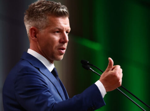 Njc2NGJlMTdiNWFmYmEzNWRmYThjMWY2NDNlMWNkMQ==.thumb