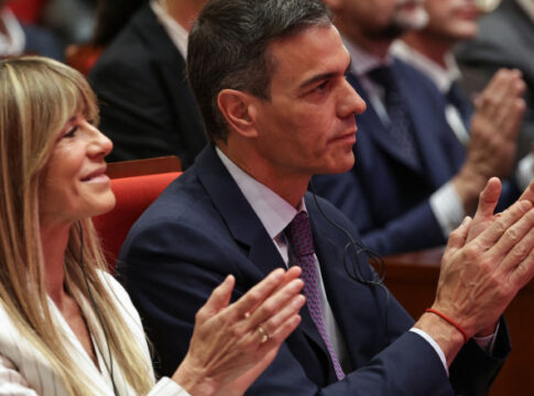 YWI5ZDBlNGYyNDI1MmU3NWRjOTRlNDlhZTdmOTNhYQ==.thumb