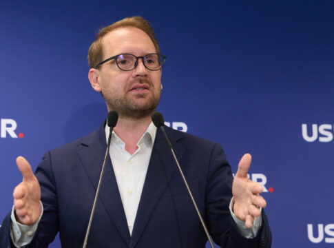 AD00NDAmaGFzaD1hNzgwN2Y1N2U5YzYxNDI0YTkxMWI2N2Y1MjUxYTA0Mg==.thumb