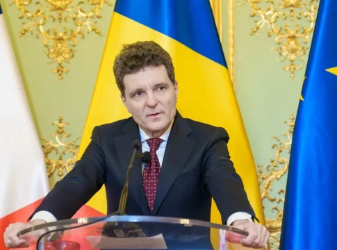 Https www.g4media.ro wp content uploads 2025 12 Nicusor Dan