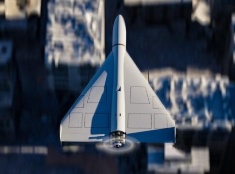 Imaginile din satelit arata ca rusia a construit o baza pentru o noua generatie de drone cu reactie lansate de pe calea ferata