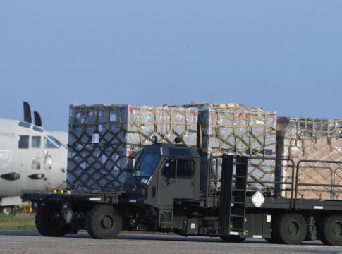 Romania trimite 15 tone de ajutoare umanitare in liban transportate cu aeronavele mapn