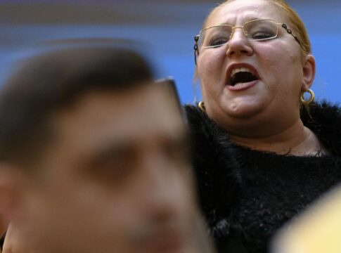 Sos nu va vota motiunea de cenzura diana sosoaca aur este copilul psd