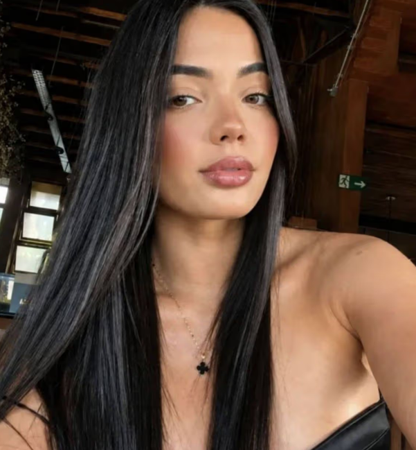 Laura Souza Felix