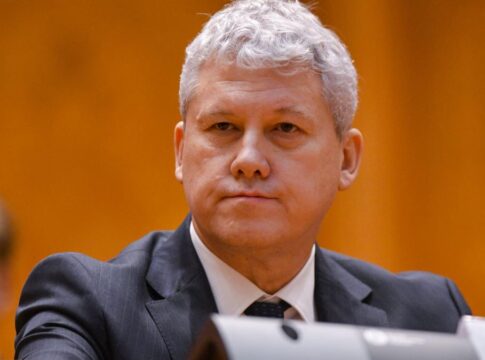 Catalin predoiu despre deficitul de personal din mai am recrutat cam 6 000 de oameni pe an dar lipsesc 30 000 in total