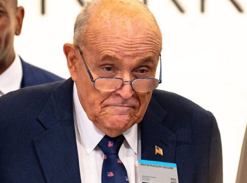 Fostul primar al new yorkului rudy giuliani a fost internat in spital in stare critica