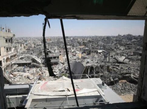 Un fiu al negociatorului sef al hamas a murit in urma unui atac aerian israelian